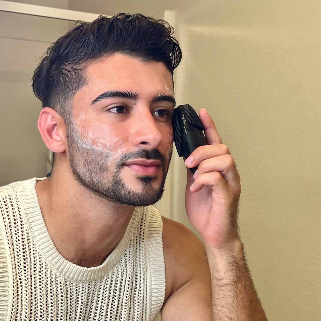 Isla Facial Cleansing Brush