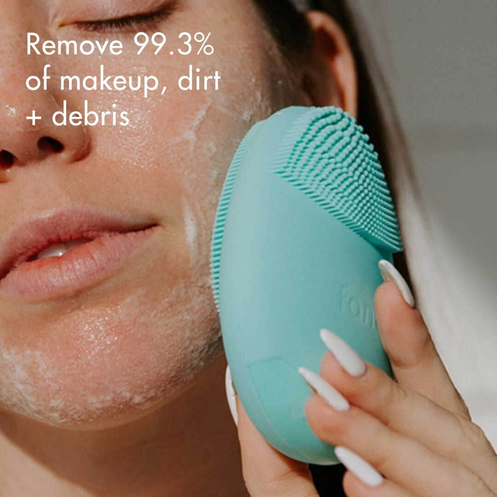 Isla Facial Cleansing Brush